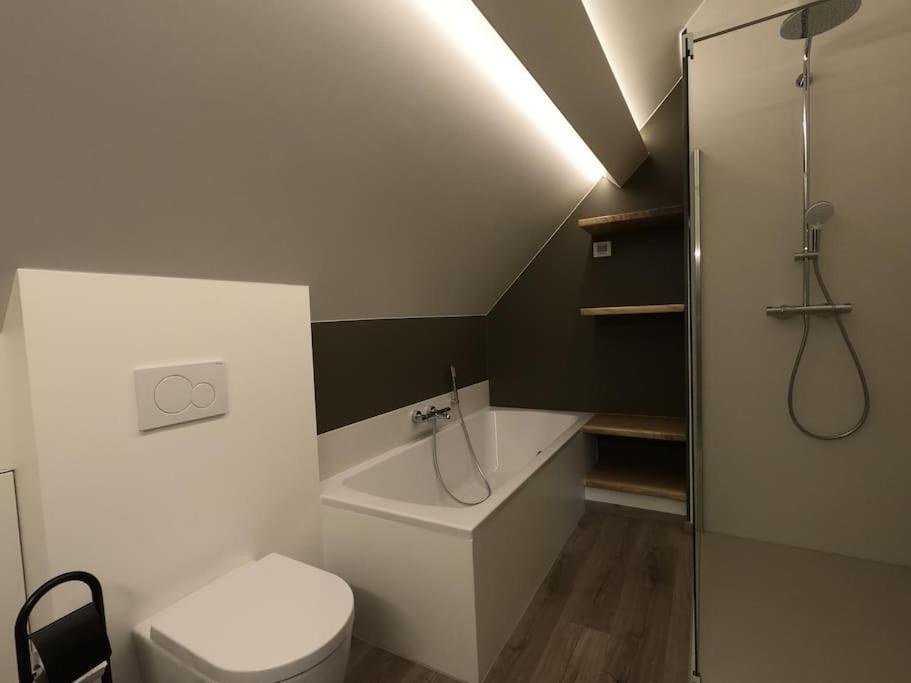 Belle - Rust En Holiday home Geel